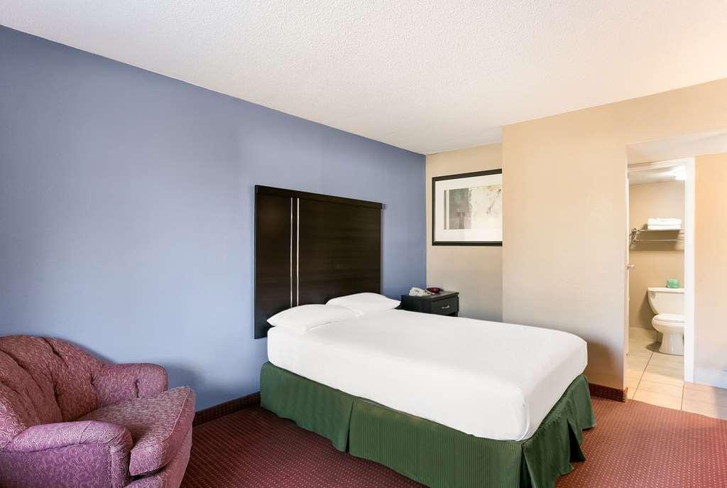 Rodeway Inn Rohrerstown Δωμάτιο φωτογραφία